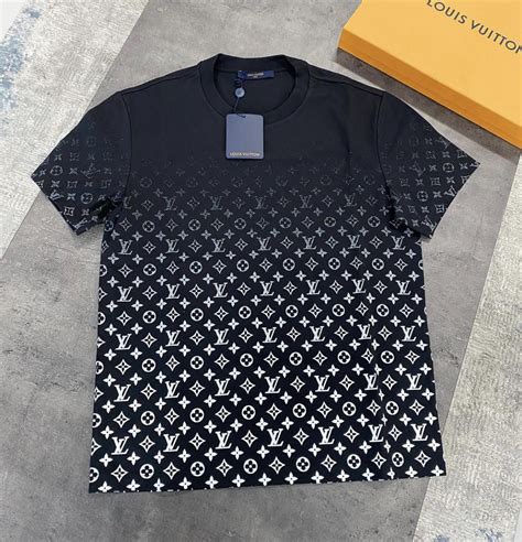 louis vuitton t-shirt schwarz|Louis Vuitton t shirt monogram.